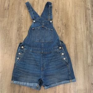 Old Navy slouchy straight jean short overalls size Large
